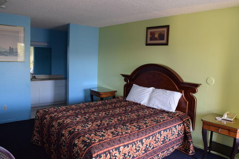 Mojave Inn فيكتورفيل المظهر الخارجي الصورة